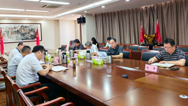 市交投集團黨委傳達(dá)學(xué)習(xí)市委常委（擴大）會議精神